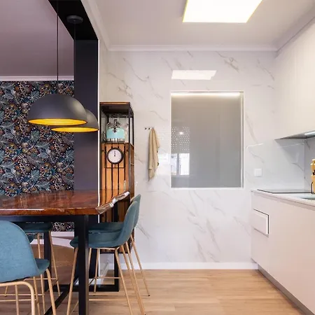 Hospitality Is An Art - Center