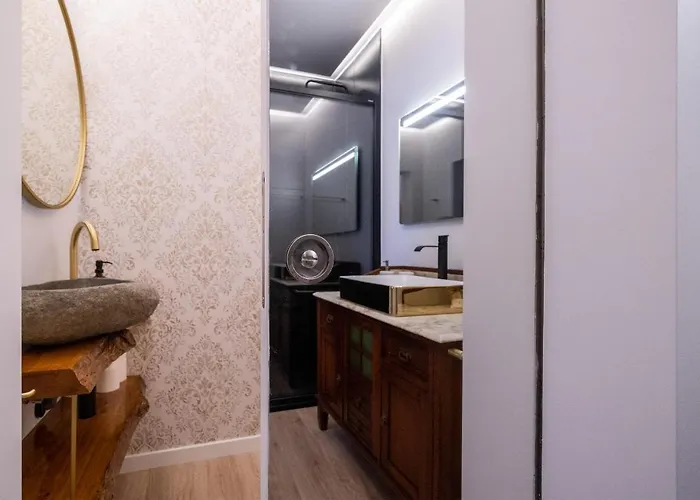 Hospitality Is An Art - Center Ponta Delgada