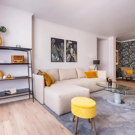 Hospitality Is An Art - Center