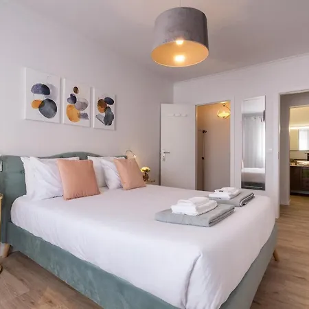 Hospitality Is An Art - Center דירה *