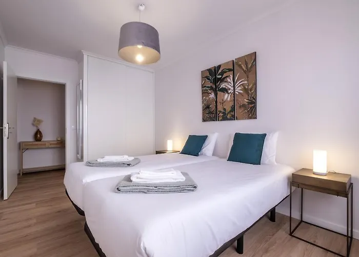 Διαμέρισμα Hospitality Is An Art - Center Πόντα Ντελγκάντα